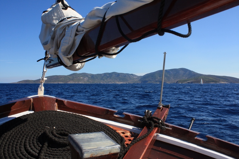 Exploring the Dalmatian Islands by boat, photo by Yvonne Gordon (800x533)